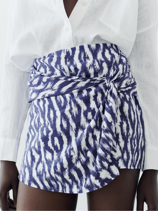 Zara Dresses & Skirts - Zara skort